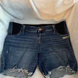 Maternity shorts